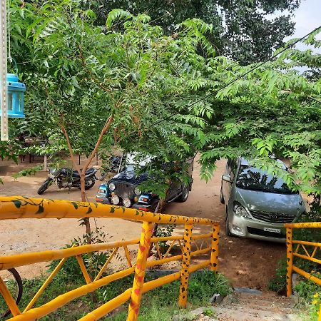 Jungle Tree Hampi Hotel Bagian luar foto